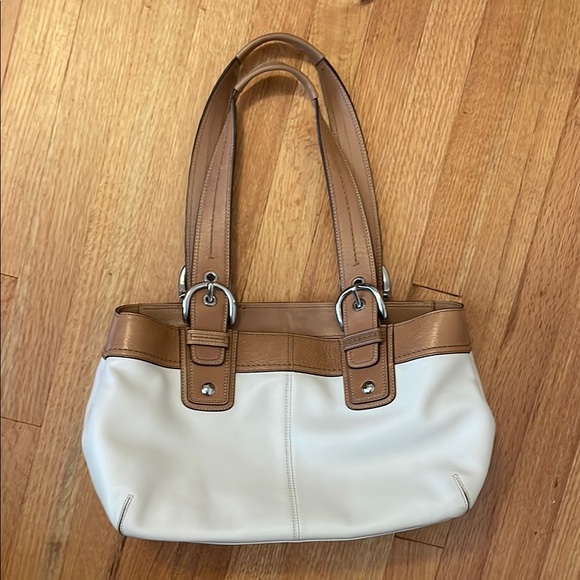 Coach Shoulder Purse - Picture 4 of 6